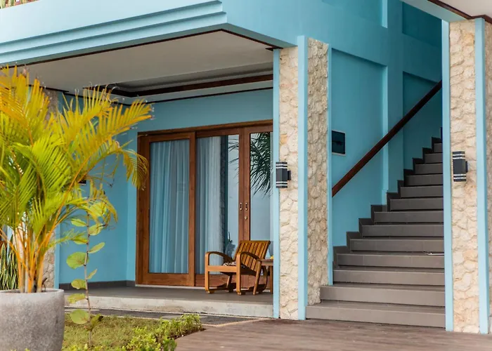 Blue Harbor Beachfront Villas & Resto